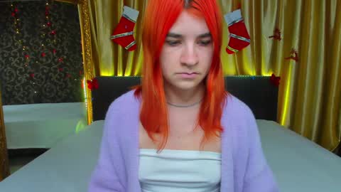 Snapshot of polly_love_ chatting on January 12, 7:21 am Polly online show from January 12, 7:21 am