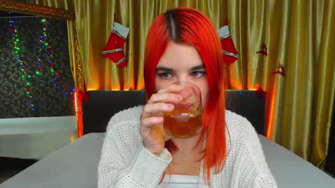Snapshot of polly_love_ chatting on January 24, 3:02 pm Polly online show from January 24, 3:02 pm