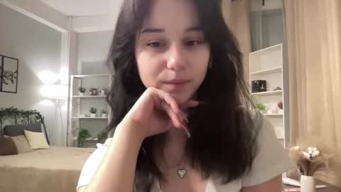 Anelia online show from December 18, 1:21 am