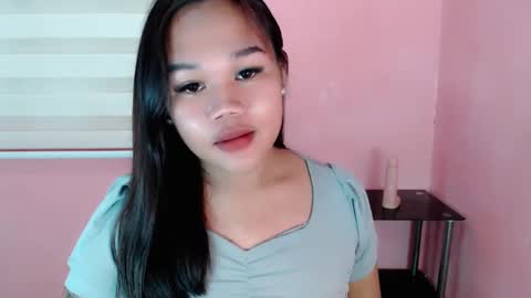Snapshot of precious_ariah chatting on March 6, 5:24 am Just PRECIOUS online show from March 6, 5:24 am