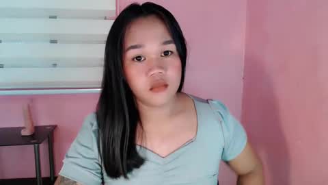 Snapshot of precious_ariah chatting on February 24, 5:52 am Just PRECIOUS online show from February 24, 5:52 am