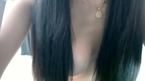 ur hot and wet precious online show from March 21, 8:30 am