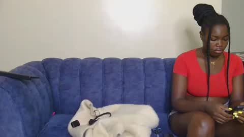 Snapshot of preetycookie chatting on March 12, 3:35 am Lilly online show from March 12, 3:35 am