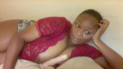 Prettie diva online show from February 14, 10:45 pm