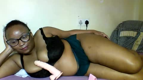 Prettie diva online show from October 7, 4:22 pm