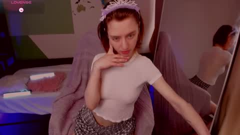 Lady vikki  online show from April 13, 6:14 am