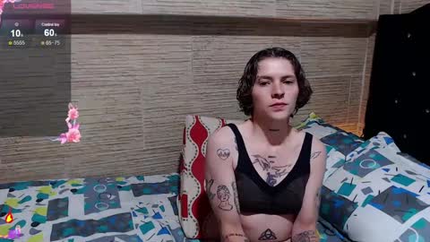 Snapshot of pretty_cristal22 chatting on September 30, 1:22 am pretty_cristal22 online show from September 30, 1:22 am