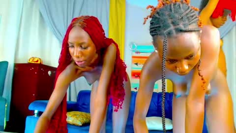 Daisy online show from March 23, 8:15 pm