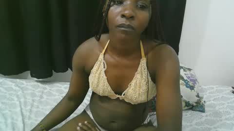 pretty online show from May 28, 1:58 am