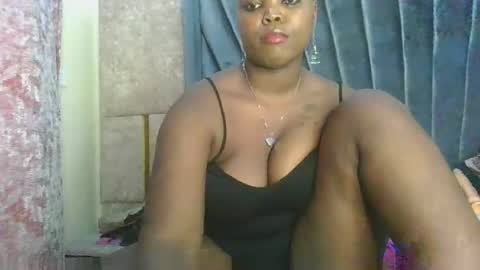 Snapshot of pretty_fel chatting on October 2, 4:34 pm pretty_fel online show from October 2, 4:34 pm