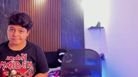 pretty_honey22 online show from May 17, 9:14 pm
