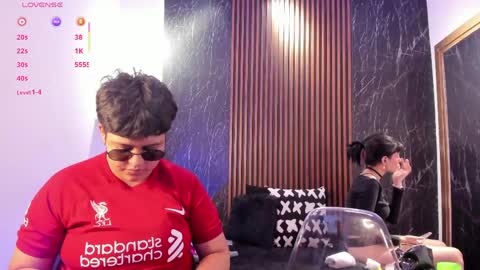 pretty_honey22 online show from May 14, 8:47 pm