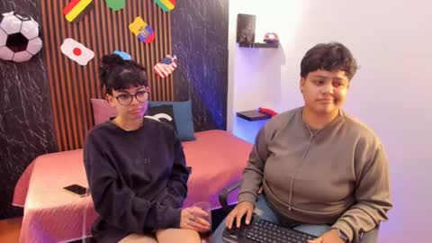 pretty_honey22 online show from June 20, 1:53 am