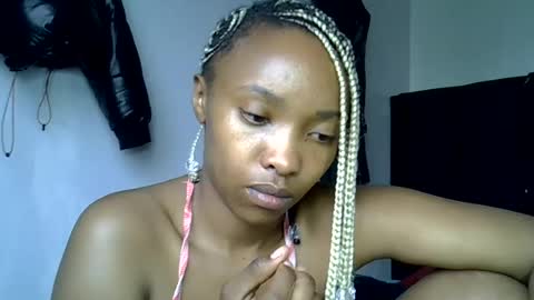 pretty jazminee online show from July 28, 2:13 pm