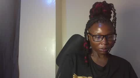 Snapshot of pretty_kemmy chatting on October 14, 3:20 am pretty_kemmy online show from October 14, 3:20 am