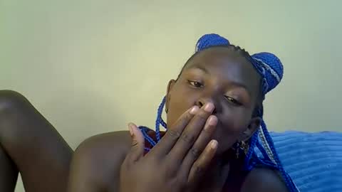 Snapshot of pretty_liny chatting on September 24, 9:03 pm pretty_liny online show from September 24, 9:03 pm