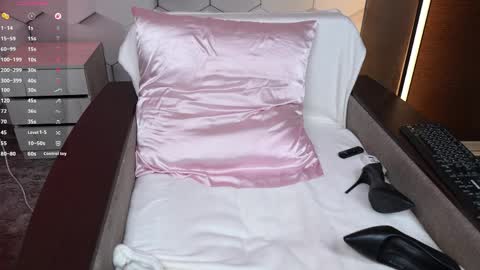 Pretty Marta online show from April 9, 12:21 pm