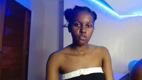 Nyra online show from May 1, 10:13 pm