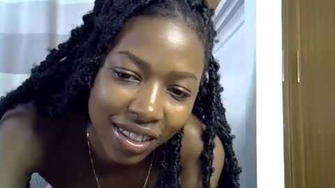 pretty_petite24 online show from February 3, 7:52 pm