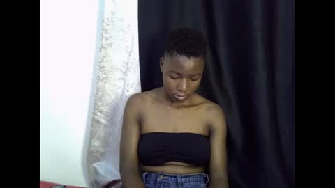 Snapshot of pretty_queen18 chatting on March 3, 8:21 am NASH online show from March 3, 8:21 am