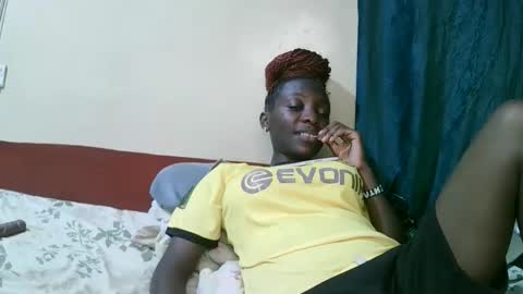 pretty_tiffany1 online show from April 15, 3:12 pm