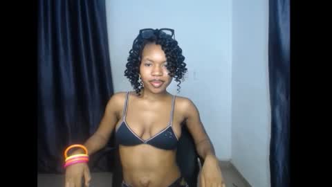 helen online show from February 12, 10:44 pm