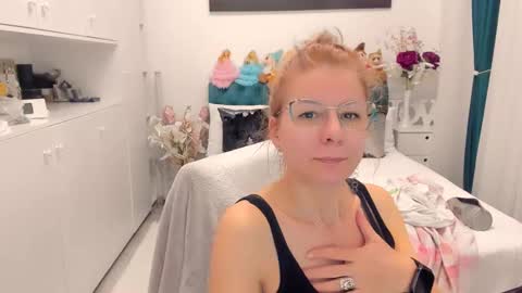 Snapshot of prettyblackeyes chatting on January 29, 7:15 am wilma online show from January 29, 7:15 am