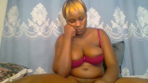 SHANIA online show from November 17, 11:11 am