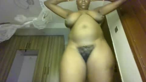 prettydulce online show from May 14, 2:28 am