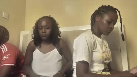 Snapshot of prettyeve25 chatting on September 15, 6:15 pm eve online show from September 15, 6:15 pm