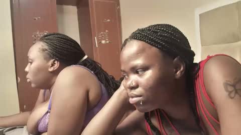 Snapshot of prettyeve25 chatting on October 18, 1:52 am eve online show from October 18, 1:52 am