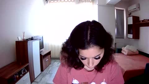 Snapshot of prettyjulliette chatting on September 28, 10:31 am prettyjulliette online show from September 28, 10:31 am