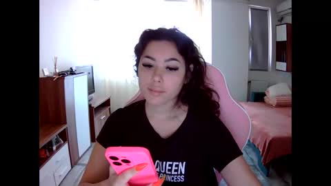 Snapshot of prettyjulliette chatting on September 27, 10:22 am prettyjulliette online show from September 27, 10:22 am