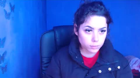 Snapshot of prettyjulliette chatting on January 5, 11:37 am prettyjulliette online show from January 5, 11:37 am