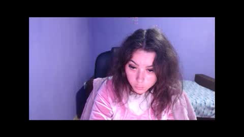 Snapshot of prettyjulliette chatting on January 30, 2:47 pm prettyjulliette online show from January 30, 2:47 pm