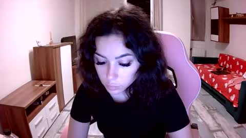 Snapshot of prettyjulliette chatting on September 23, 6:39 pm prettyjulliette online show from September 23, 6:39 pm