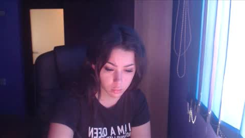 Snapshot of prettyjulliette chatting on February 2, 10:13 am prettyjulliette online show from February 2, 10:13 am