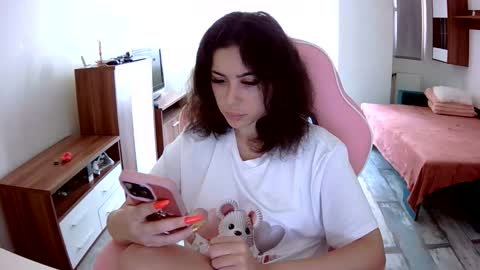 Snapshot of prettyjulliette chatting on October 1, 11:59 am prettyjulliette online show from October 1, 11:59 am