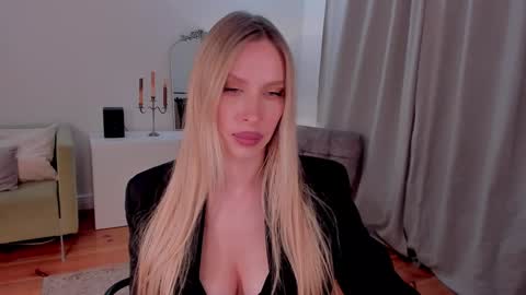Snapshot of prettyk1ller chatting on January 17, 12:53 am Eva online show from January 17, 12:53 am