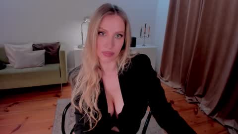 Snapshot of prettyk1ller chatting on March 11, 1:37 am Eva online show from March 11, 1:37 am