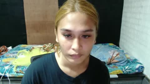 Snapshot of prettykate_04 chatting on January 27, 3:47 am Kate online show from January 27, 3:47 am
