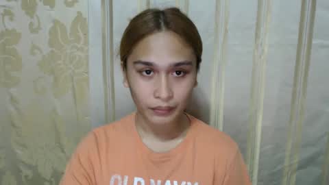Snapshot of prettykate_04 chatting on December 16, 6:53 am Kate online show from December 16, 6:53 am
