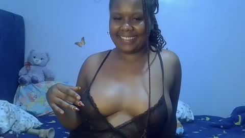 prettymel1 online show from March 13, 2:02 am