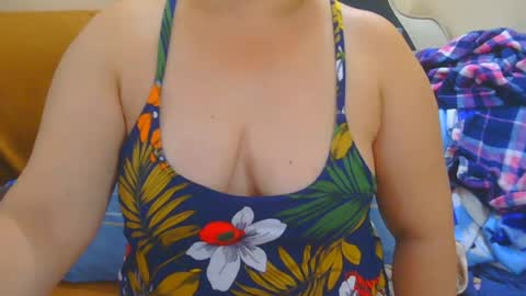 Nhing online show from July 11, 3:01 pm