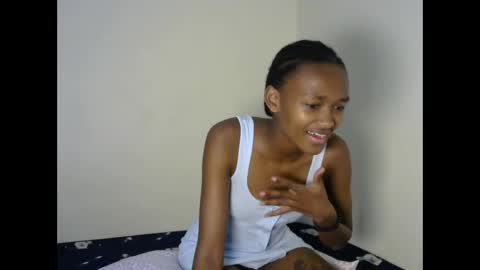 Snapshot of prettyquiny254 chatting on September 17, 8:51 pm prettyquiny254 online show from September 17, 8:51 pm