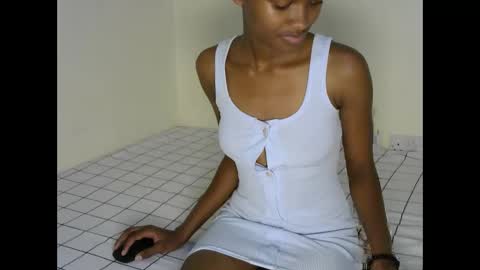 Snapshot of prettyquiny254 chatting on September 27, 9:55 pm prettyquiny254 online show from September 27, 9:55 pm