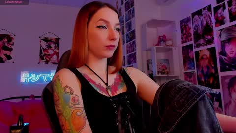 Snapshot of prettyreckess chatting on December 27, 8:13 am Mila -NONUDE MODEL online show from December 27, 8:13 am