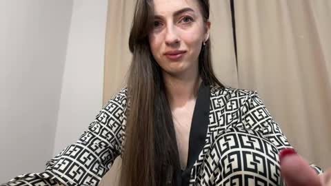 prettyyy_angel online show from April 22, 4:59 pm