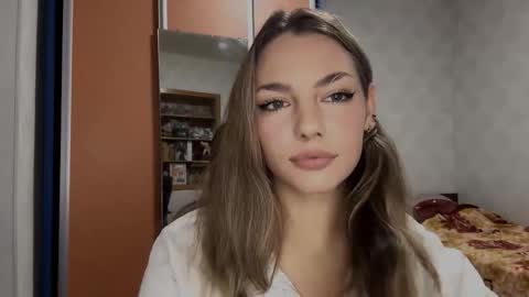 Amelia online show from November 30, 5:17 pm