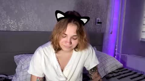 Snapshot of primrosebrabsona chatting on October 16, 8:06 am Anna Vdovoch online show from October 16, 8:06 am